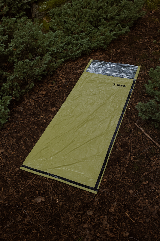 Can a space blanket sleeping bag Really Make a Difference? We Put It to the Test